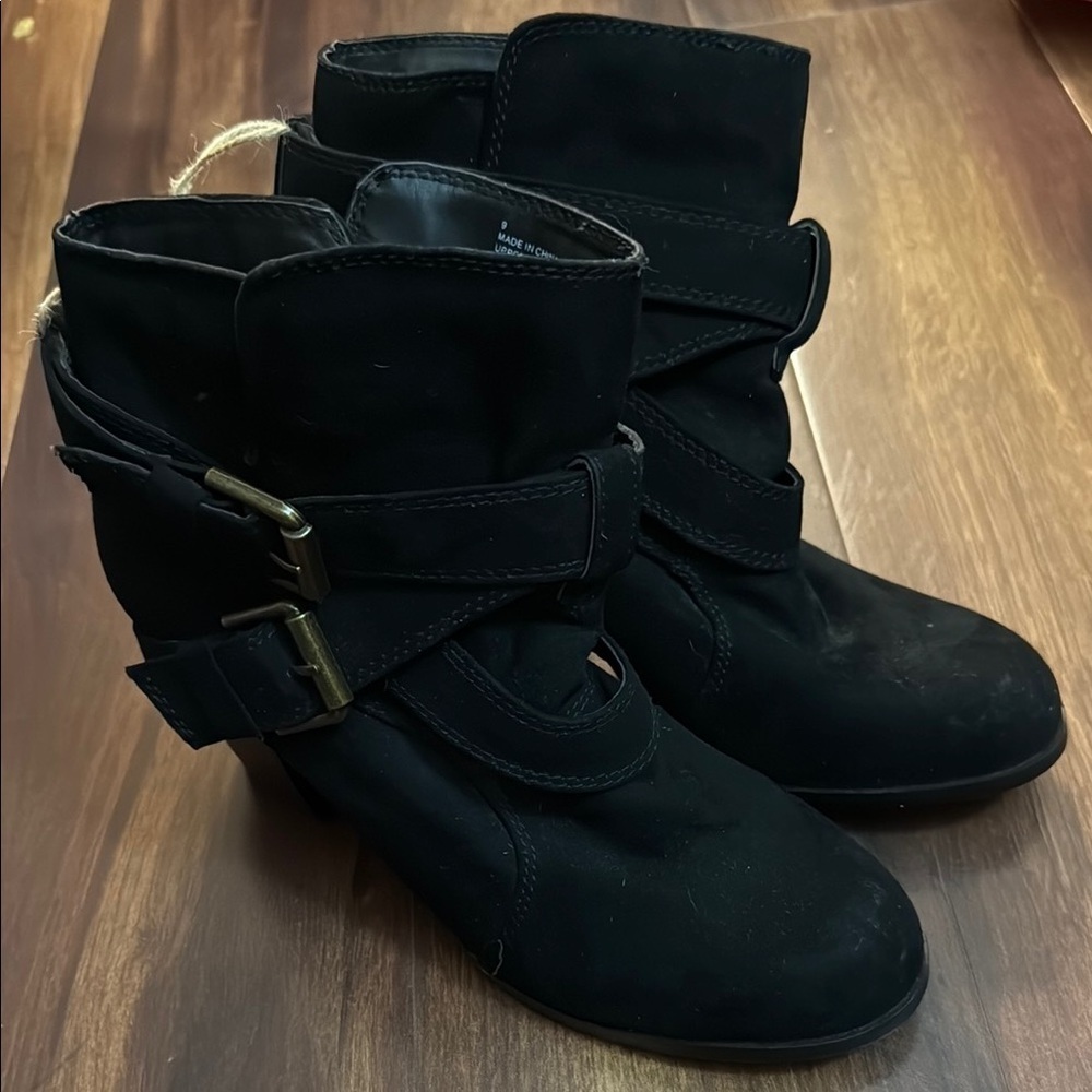 American Eagle Outfitters Black Ankle Boots